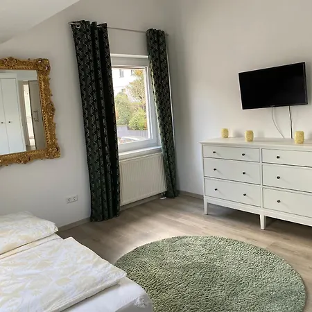 公寓 Am Kienbusch - Suedliche Weinstrasse - Dachgeschoss