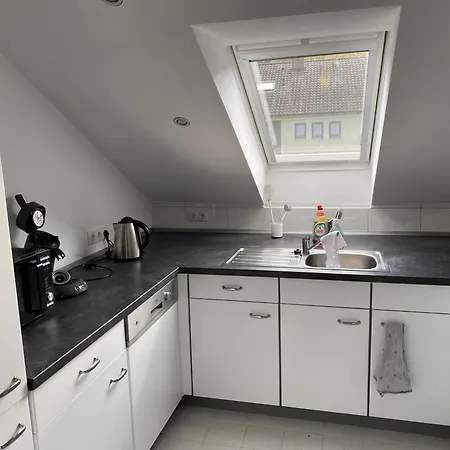 Apartment Am Kienbusch - Suedliche Weinstrasse - Dachgeschoss Annweiler am Trifels