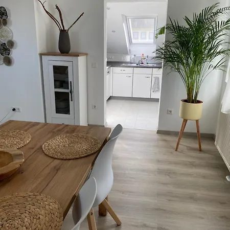 Am Kienbusch - Suedliche Weinstrasse - Dachgeschoss 公寓 特里费尔斯山麓安韦勒