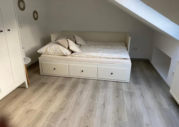 Am Kienbusch - Suedliche Weinstrasse - Dachgeschoss