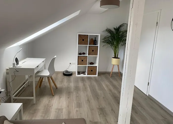 Am Kienbusch - Suedliche Weinstrasse - Dachgeschoss * 안에일러 앰 트리펠스