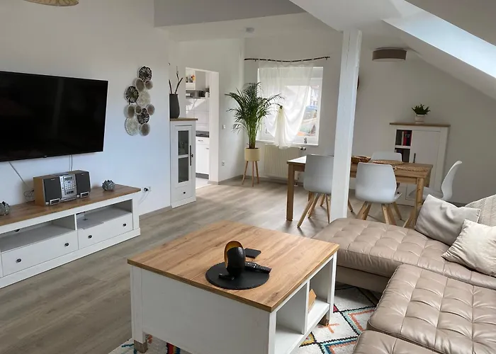 Am Kienbusch - Suedliche Weinstrasse - Dachgeschoss * 안에일러 앰 트리펠스