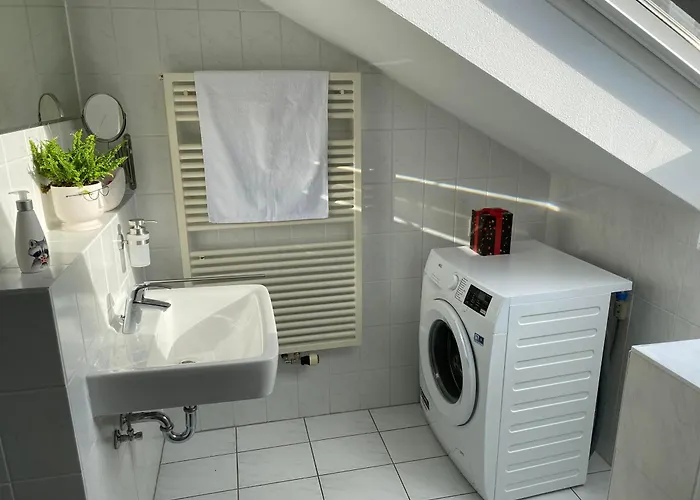 Am Kienbusch - Suedliche Weinstrasse - Dachgeschoss 아파트 *