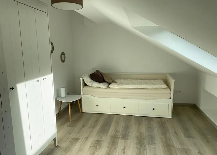 Am Kienbusch - Suedliche Weinstrasse - Dachgeschoss * 안에일러 앰 트리펠스