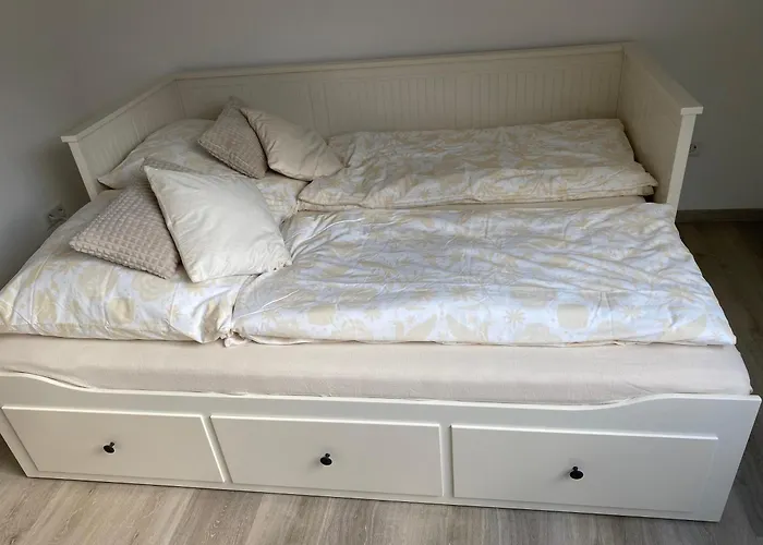 Am Kienbusch - Suedliche Weinstrasse - Dachgeschoss 아파트 안에일러 앰 트리펠스